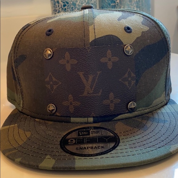 snapback louis vuitton